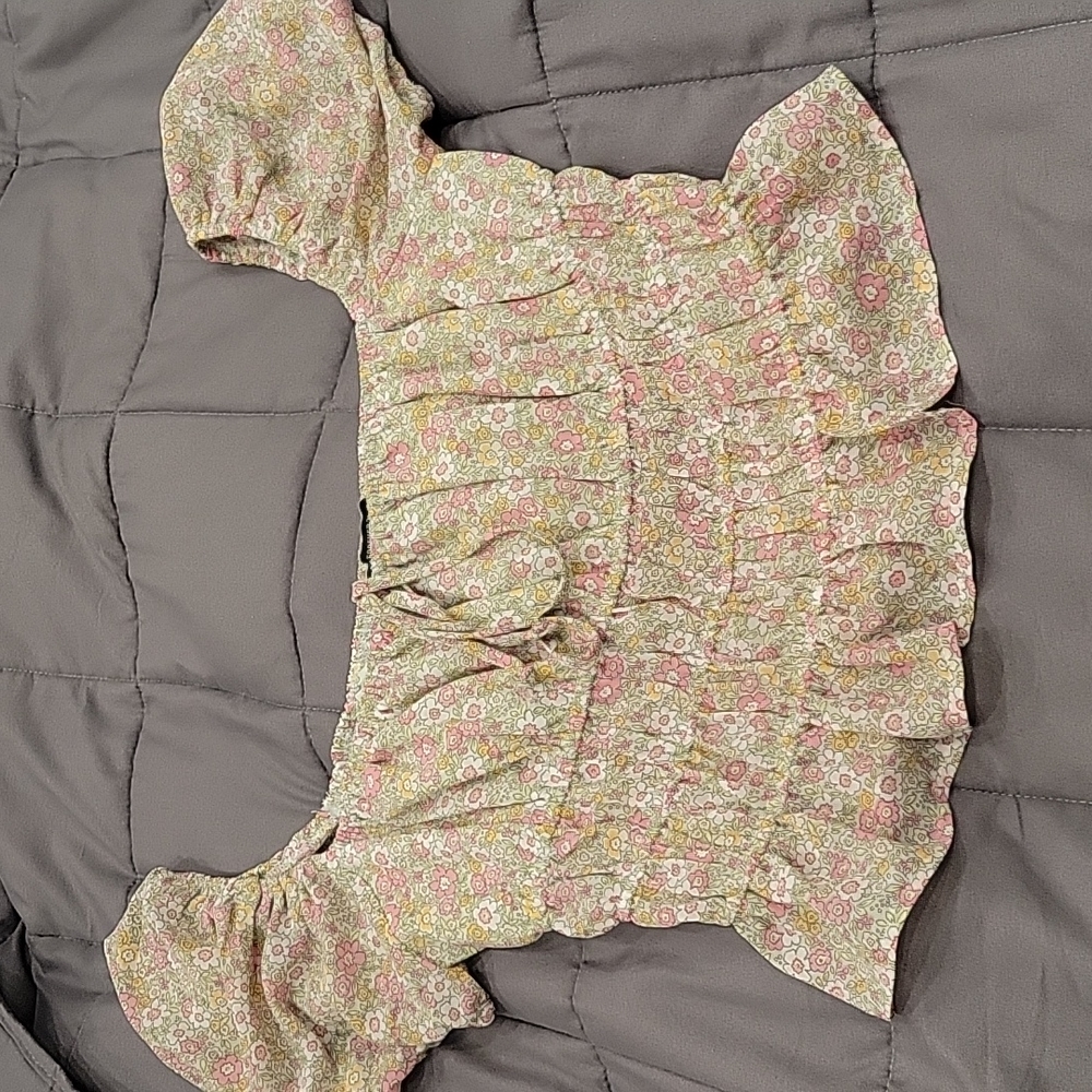 Off shoulder top - Picture 3 of 3